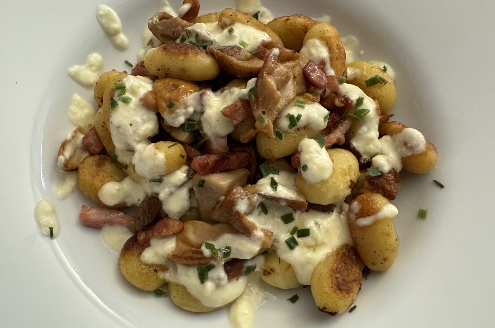 Gnocchis aux cèpes et sauce au Saint Nectaire