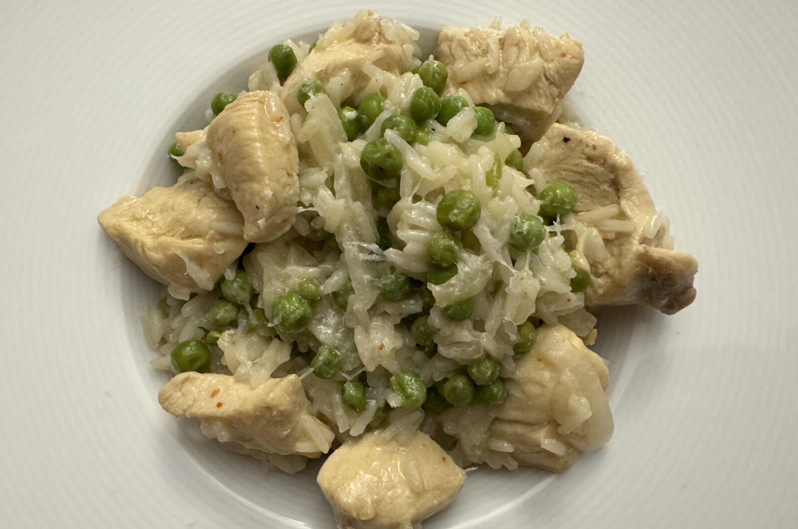 Risotto de poulet aux petits pois