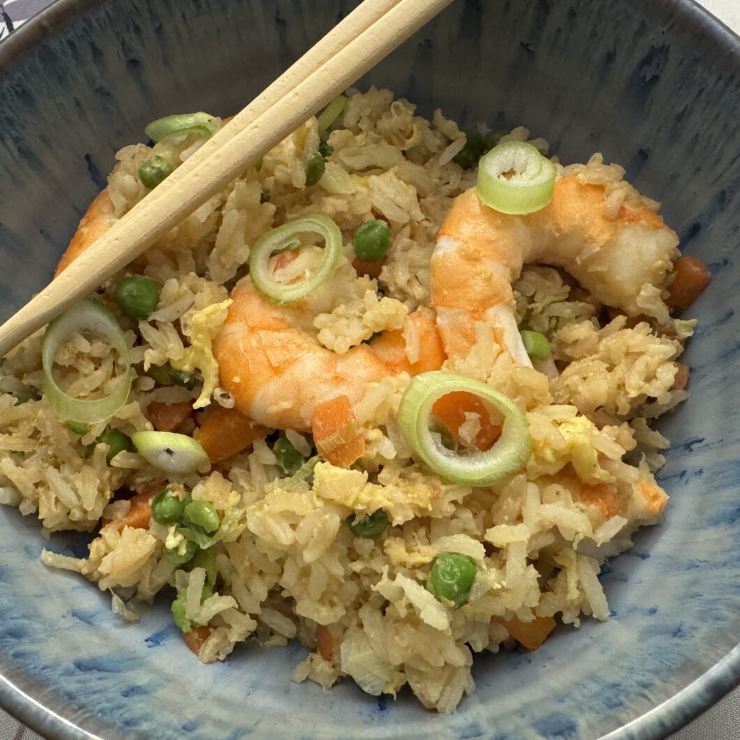 Riz frit aux crevettes
