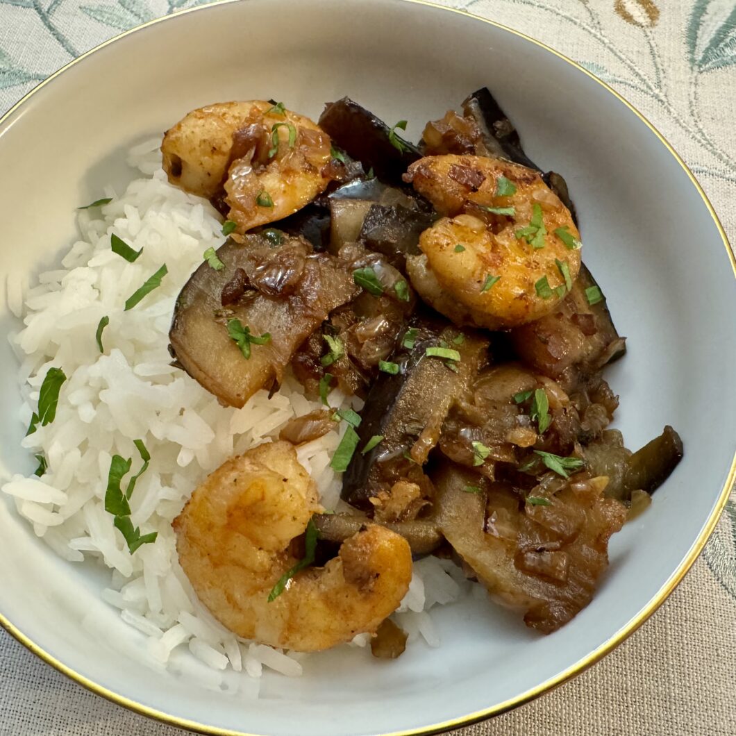 Crevettes sautées aux aubergines
